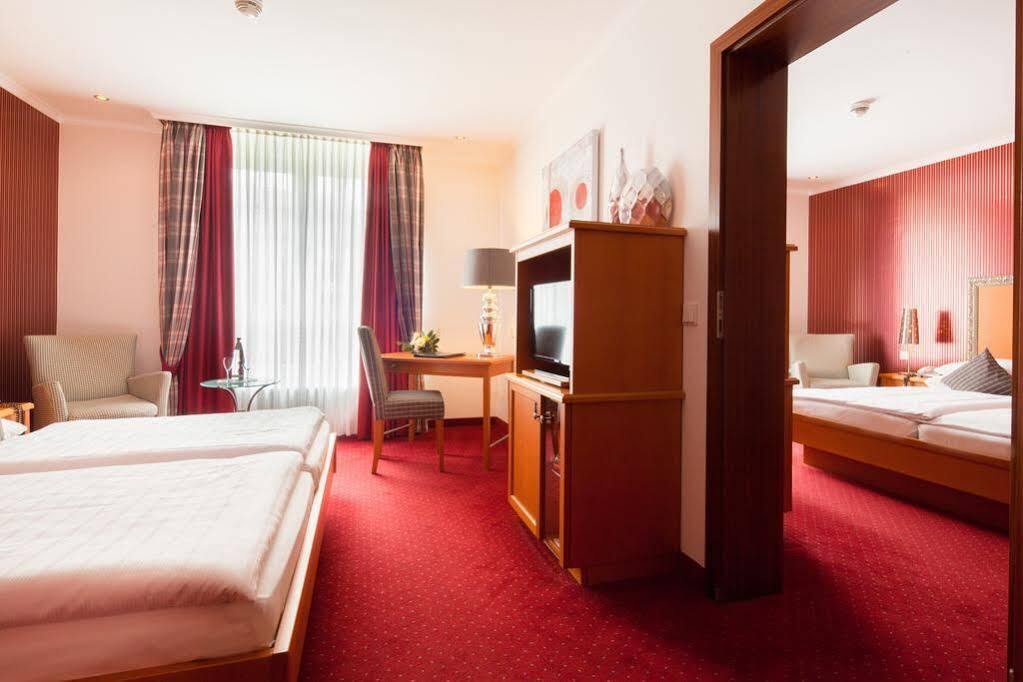 Parkhotel Bielefeld Exterior photo